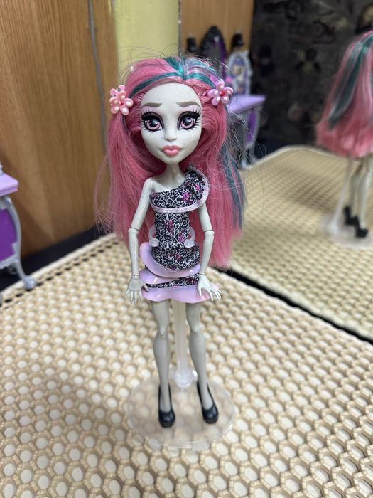Продам куклу монстр хай!