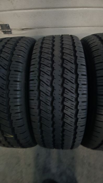 255 70 16 Continental allseassons