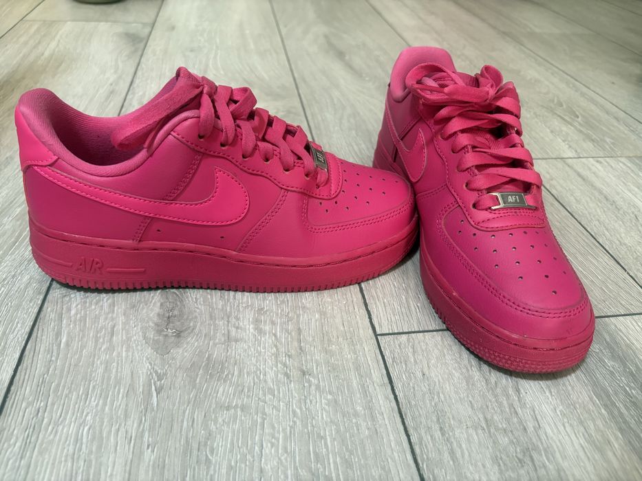 Оригинални обувки