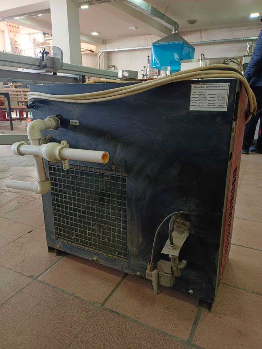 Осушитель воздуха. 4м3 в минуту. С накопителем влаги. Китай