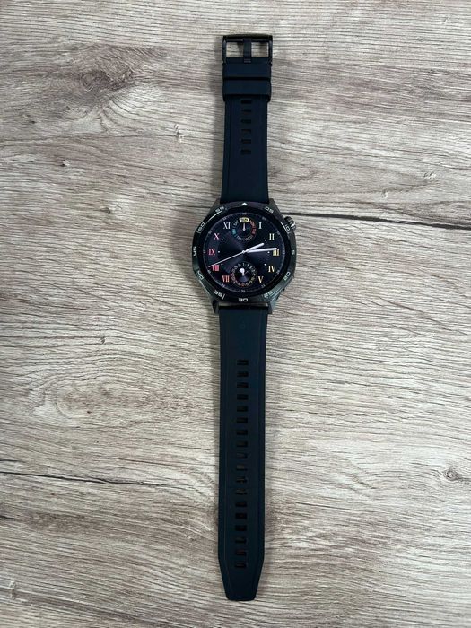 Vand ceas Huawei Watch GT 5 46mm - garantie pana in noiembrie 2028