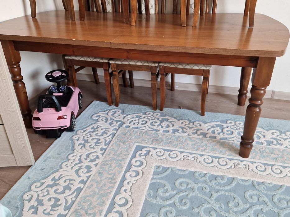 Продам стол 2-2,5м