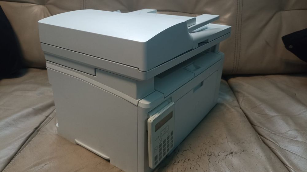 Продается лазерный принтер/МФУ Hp Lj Pro mfp m130fn