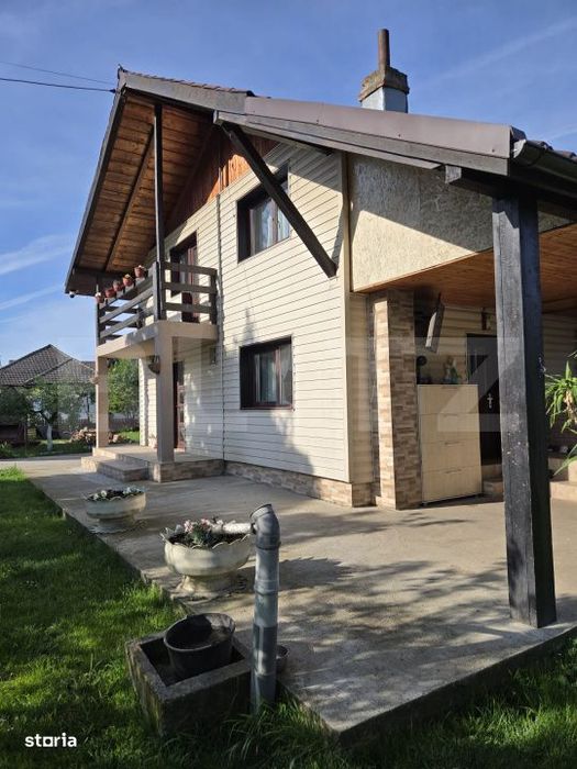 Vanzare in 2 rate Iedera Moreni  Casa individuala P+1 cu mansarda, ter