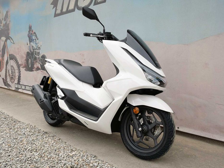 Scuter Honda PCX 125 DX ABS 2025 | Rate | Leasing