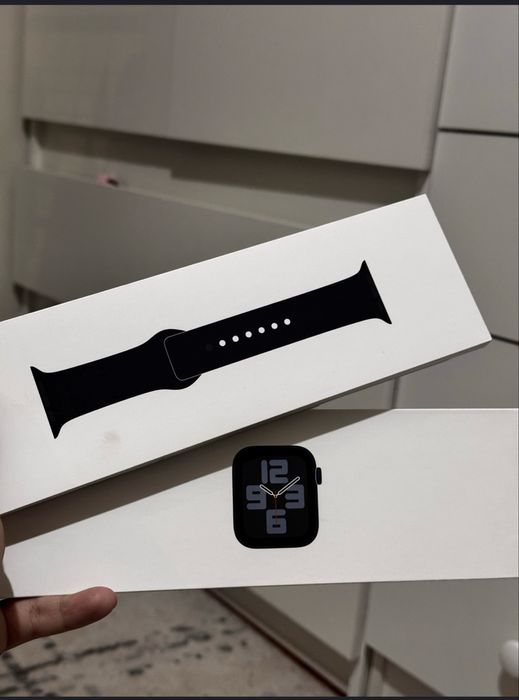 Apple watch SE 40 mm Оригинал