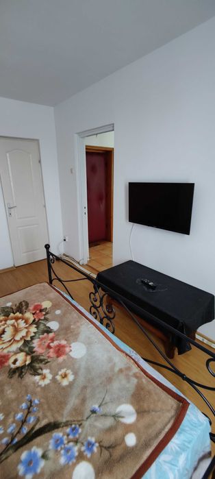 Inchiriez Garsoniera Zona Paco-Scoala 7  (Et.2)