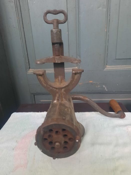 masini tocat carne și macinat