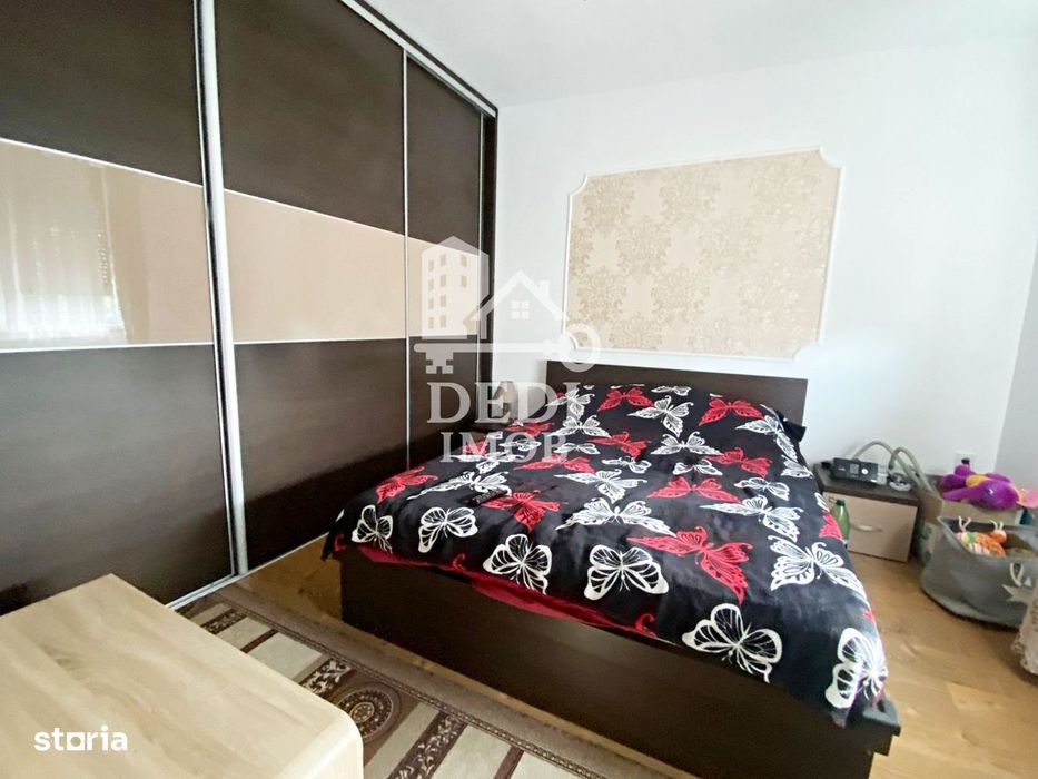 Apartament 3 camere de vânzare in zona Decebal, Oradea