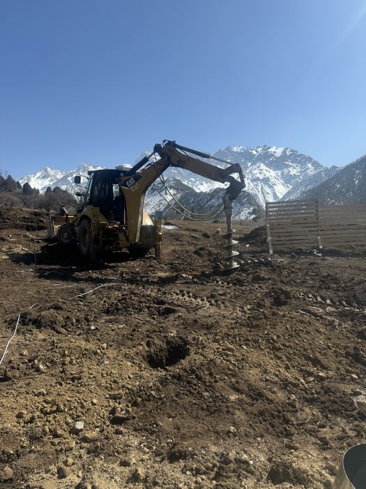 Услуги ямобура,экскаватора,вила