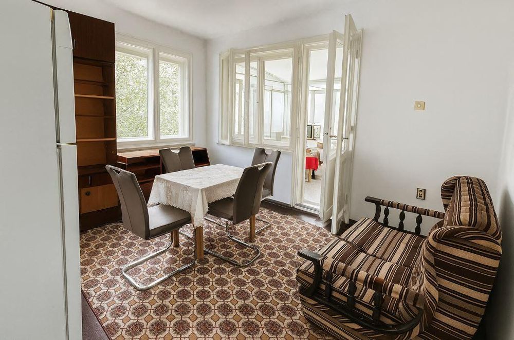 Дава се под наем Етаж от къща в Варна, Трошево - 68 кв.м за 325 € - Снимка #1