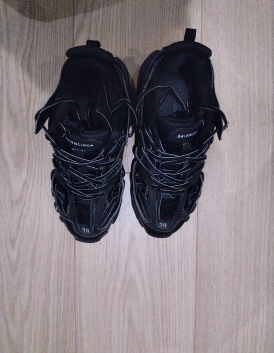Balenciaga track black