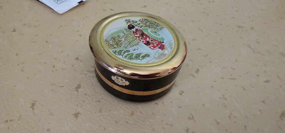 Шкатулка для ювел.изделий.