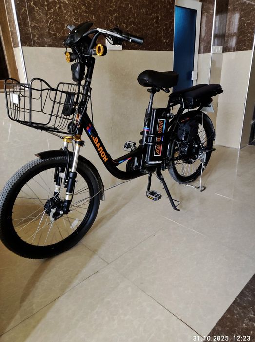 Veloskuter elektrovelosipet sotiladi