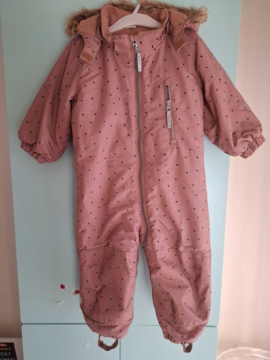 Combinezon iarna impermeabil. Marime 86