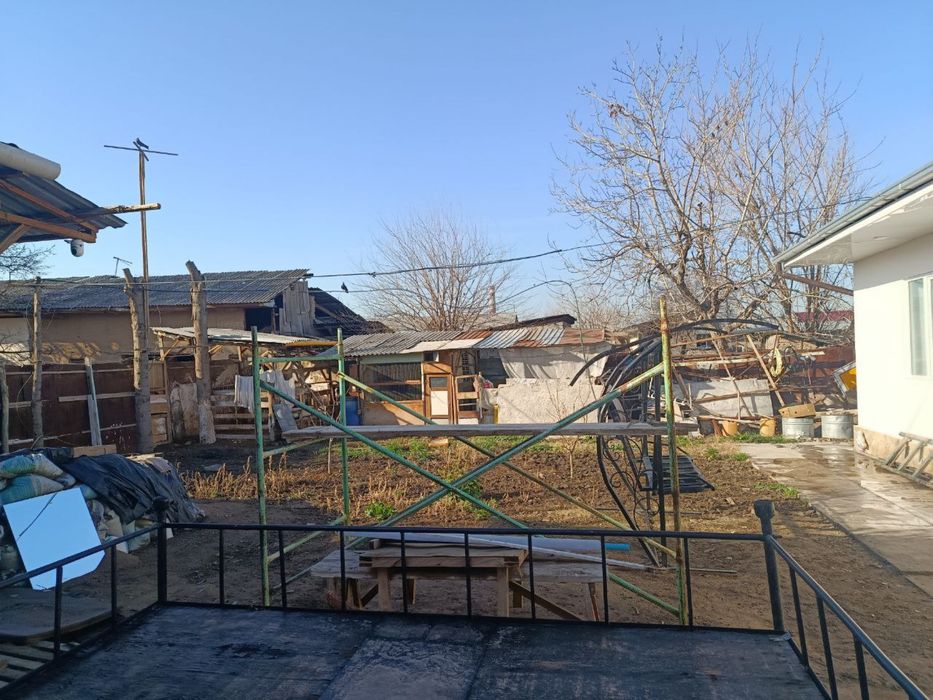 Продаётсия Участок 5 сотки 4 комнаты