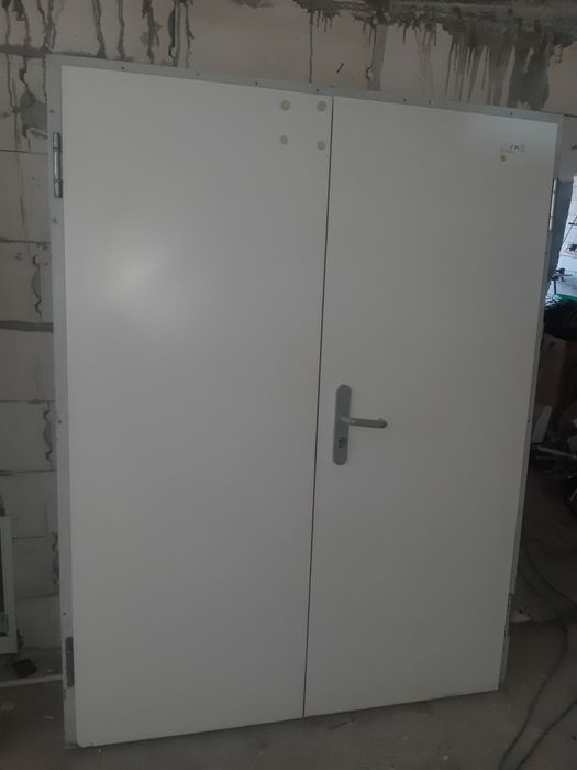Usi Antiincendiu si usi interior din lemn