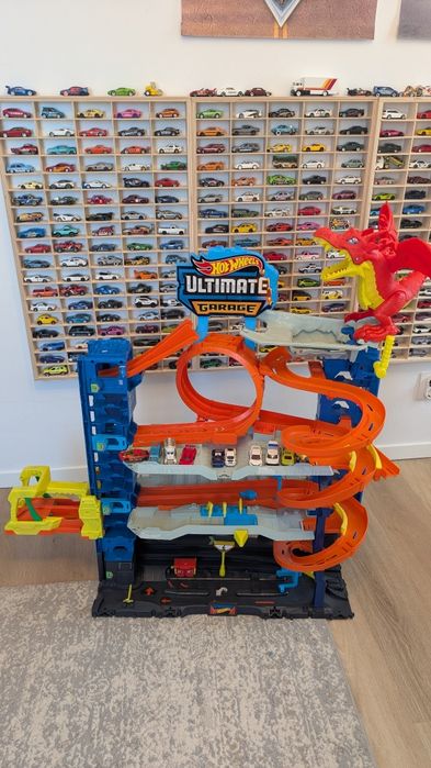 Hotwheels Ultimate Garage