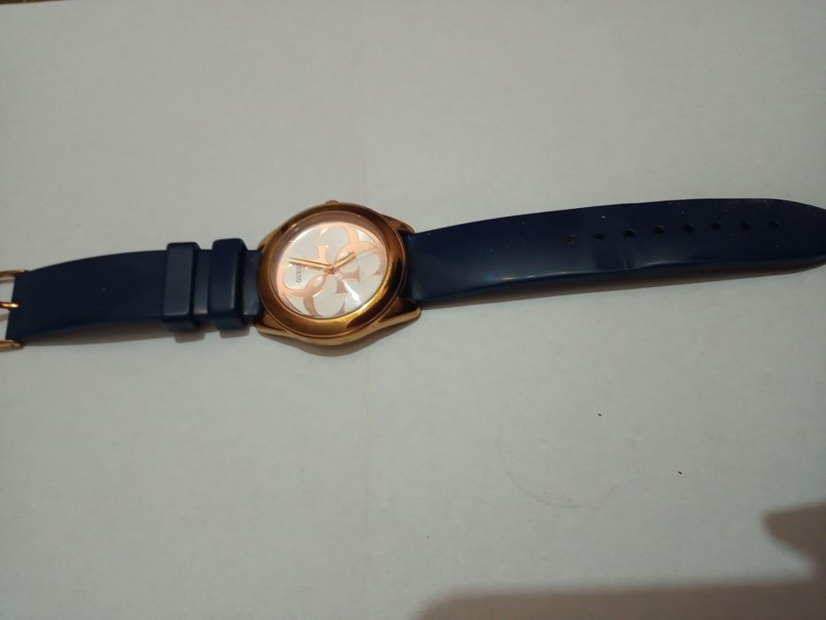 ceas Guess original aproape nou