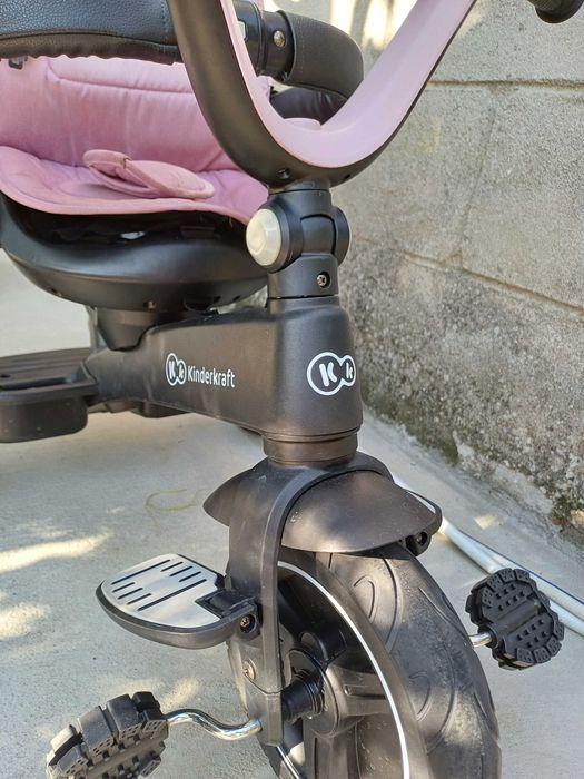 Детска ТриколкаKinderKraft TWIPPER - Триколка с въртене на 360 градуса