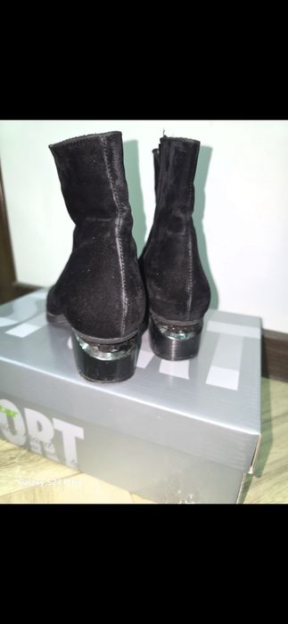 Високи дамски  обувки