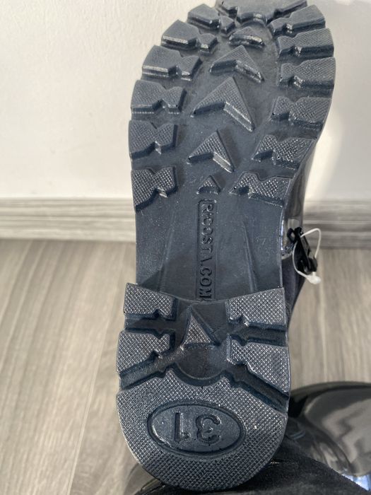 Cizme pentru fete marimea 31 sunt noi 60 Lei