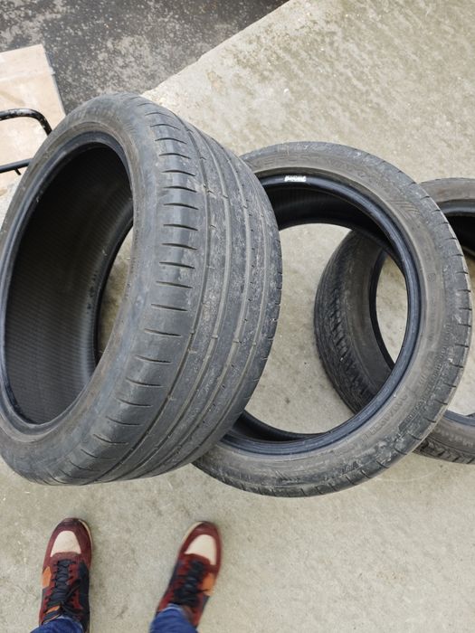 245 40 18 Dunlop sport maxx Гуми 2 бр. ,1бр. Matador 225 45 18