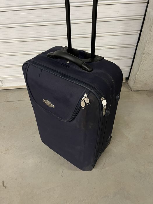 куфар с колелца 65/40/25 см Revelation