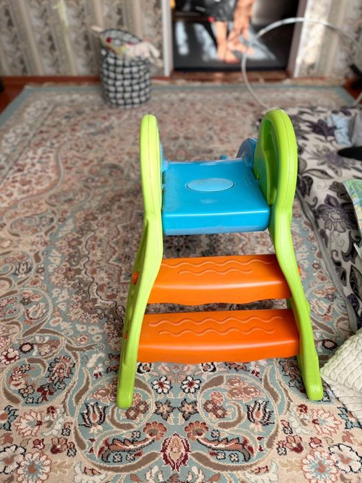 Детская горка и качеля