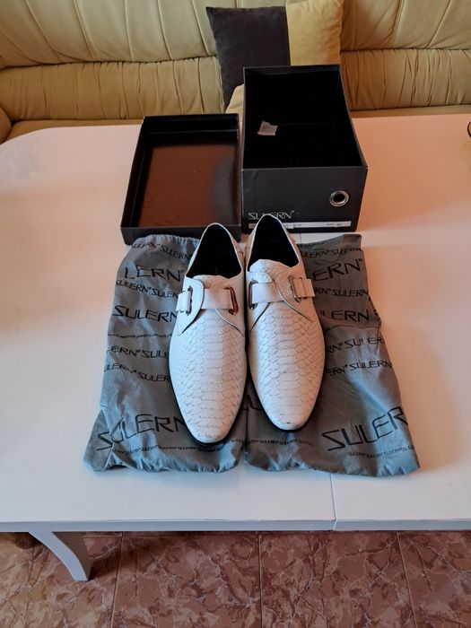 Продавам обувки мъжки