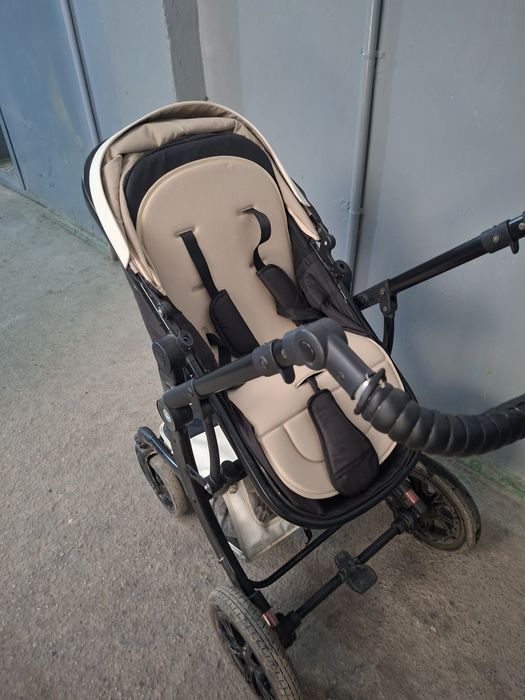 Продам коляску б/у