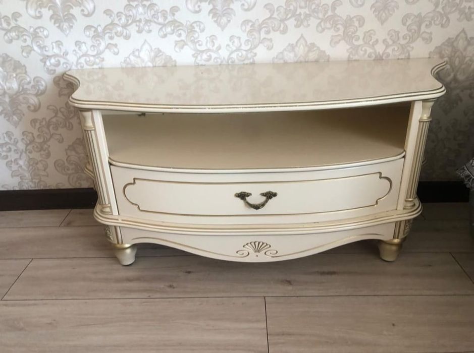 Гарнитур в зал ,гостинную