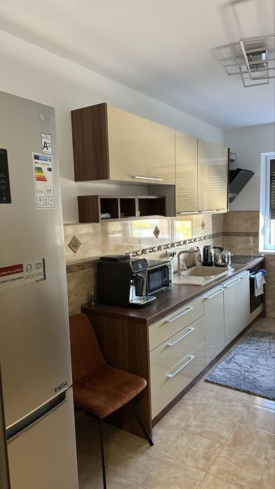 Dau in chirie apartament