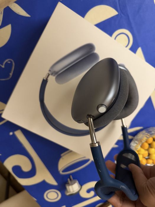 AirPods Max 1gen Blue