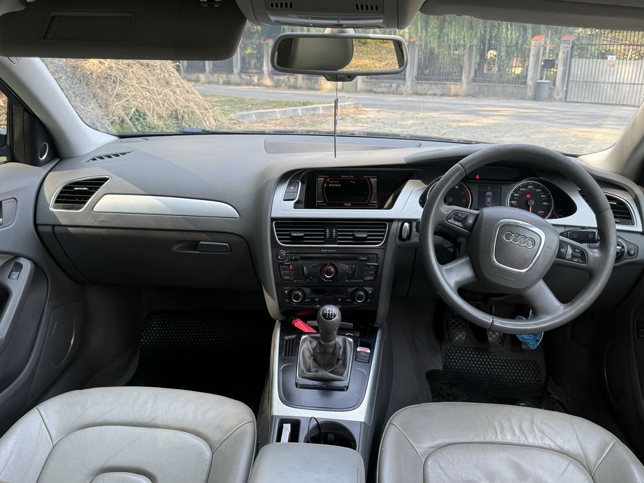 Dezmembrez Audi a4 b8 1.8 TFSI