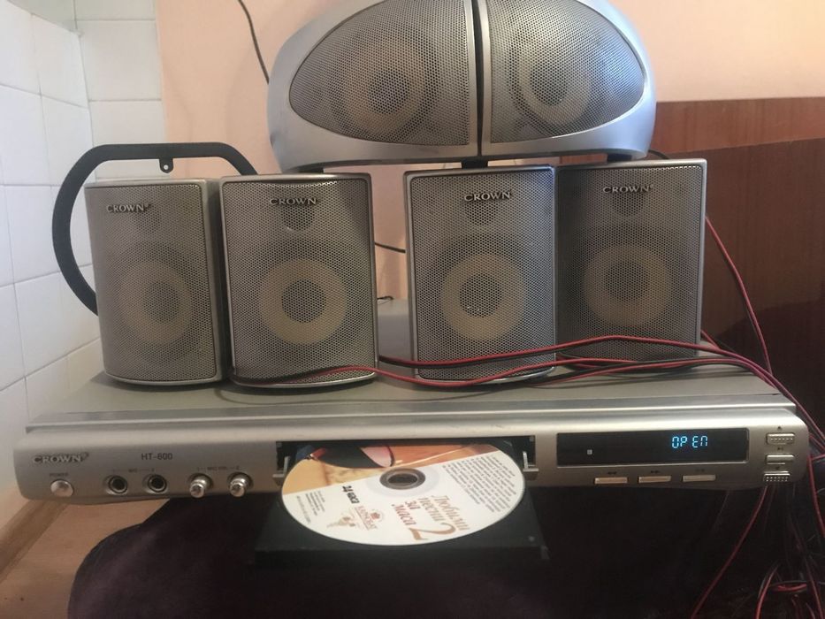 DVD player Crown