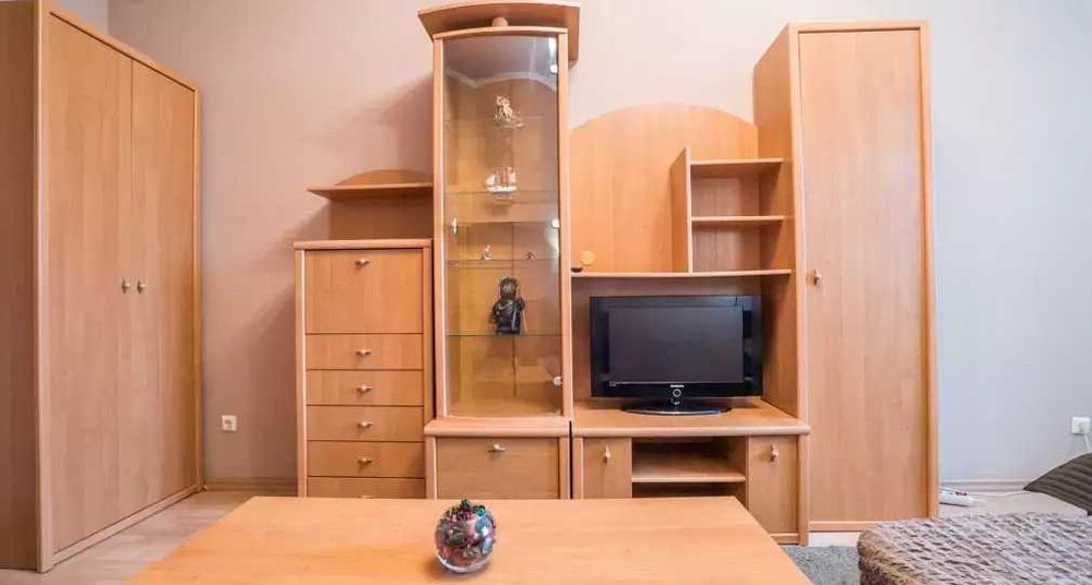 Дава се под наем Двустаен апартамент в Пловдив, Тракия - 62 кв.м за 255 € - Снимка #1