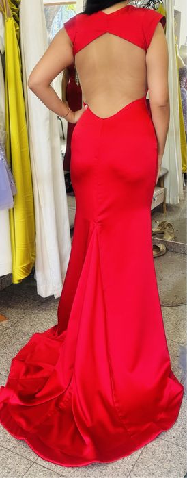 Дълга официална рокля