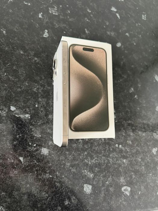 Iphone 15 pro 128gb.