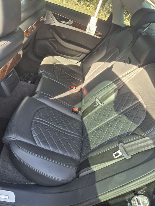 Dezmembrez audi a8