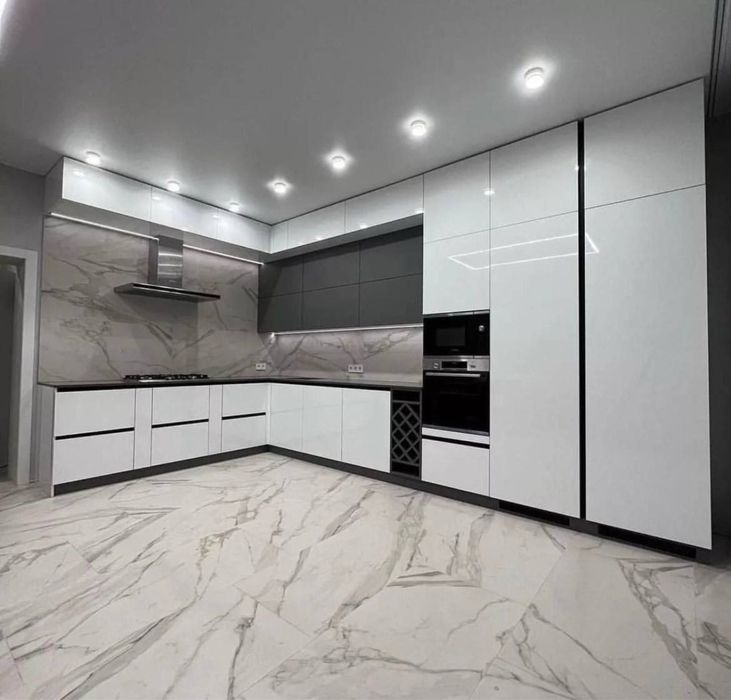 Прихожие детские спальни шкафы.Кухни на заказ от2,5 мил