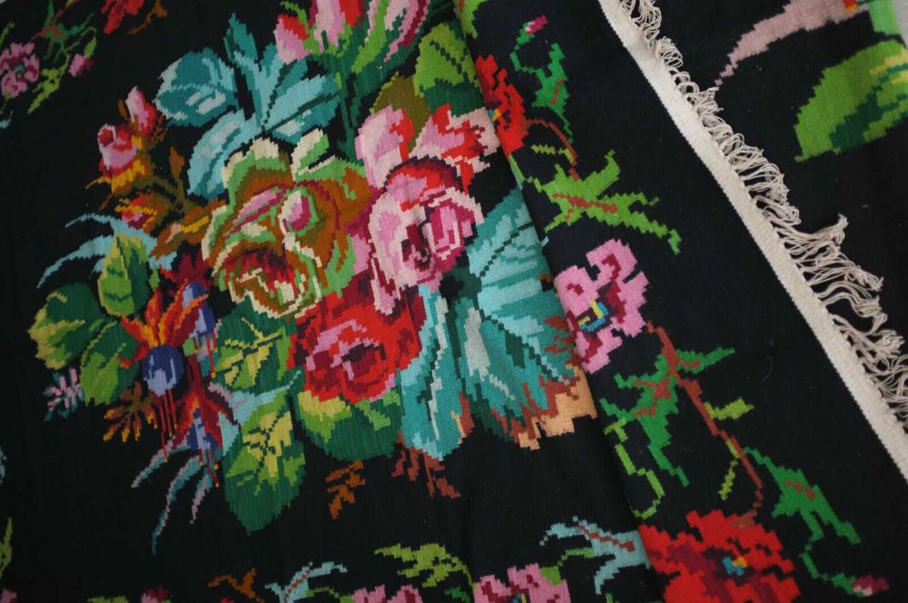 covor vechi antic traditional moldovenesc basarabean manual 320x168 cm