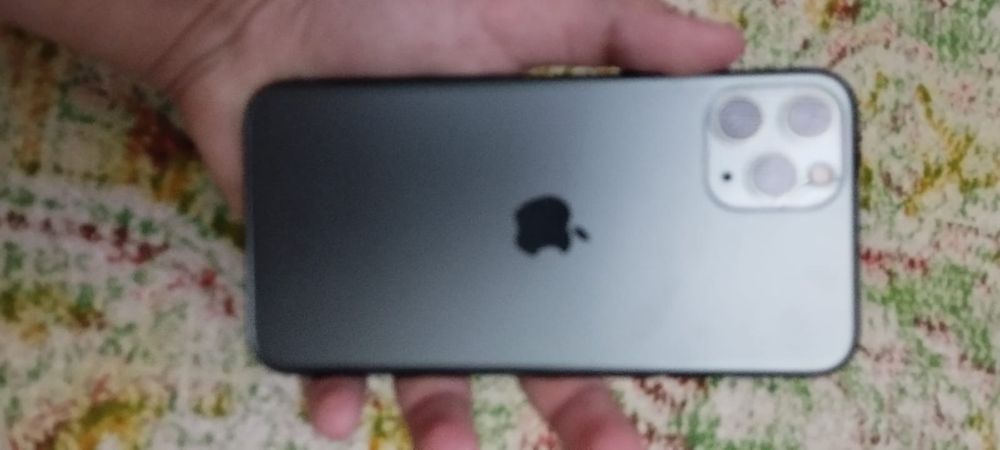 Продам iphone 11 pro
