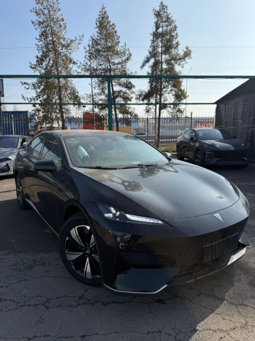 В продаже автомобили Deepal SL03