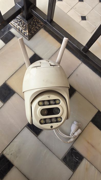 Камера наблюдения/ Kuzatuv kameralari