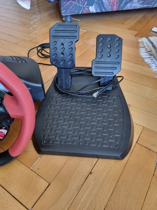 thrustmaster ferrari xbox волан с педали