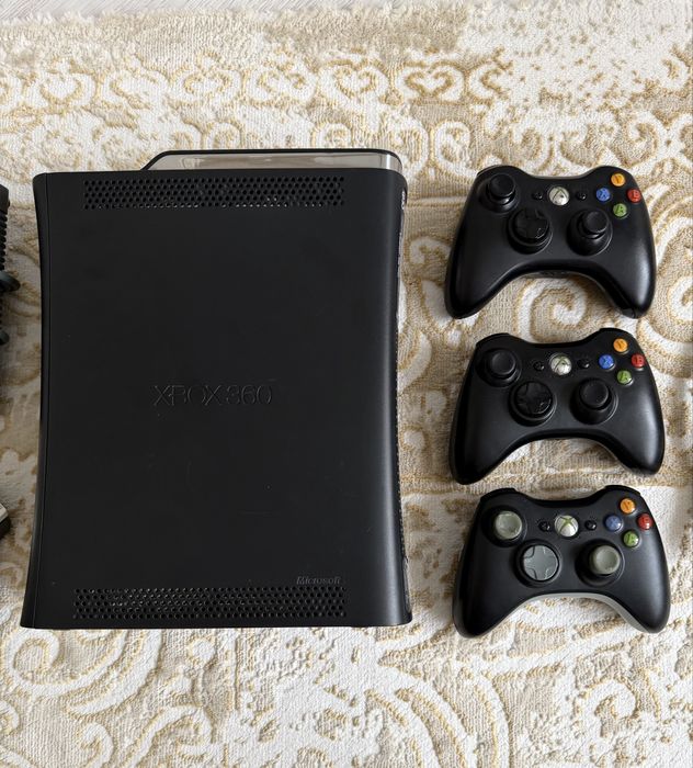XBOX 360 черный цвет