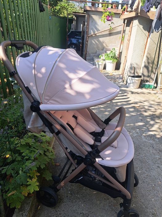 Бебешка количка Peg perego