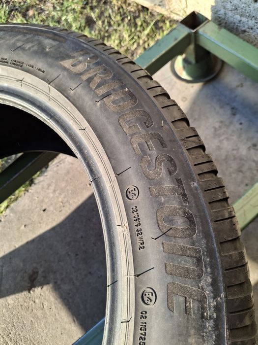 2 Anvelope de iarnă 255 50 r19 Bridgestone