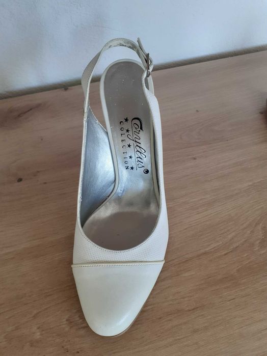 Pantofi albi Coryllus, marime 38